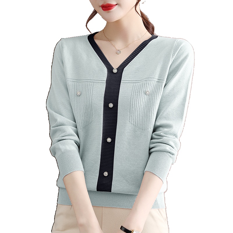 Show young thin sweater spring and autumn tops