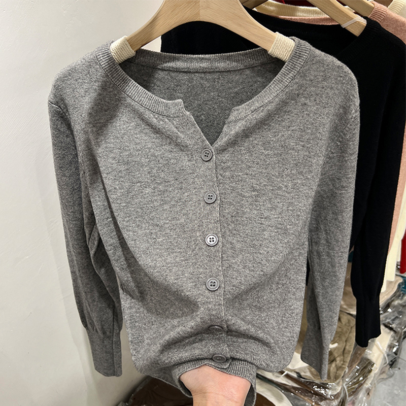 V-neck knitted sweater single-breasted cardigan for women