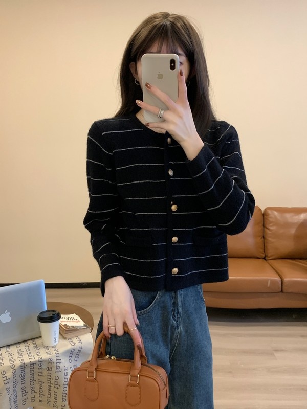 Loose chanelstyle sweater single-breasted coat