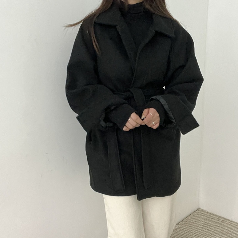 Fashion Korean style windbreaker a buckle coat
