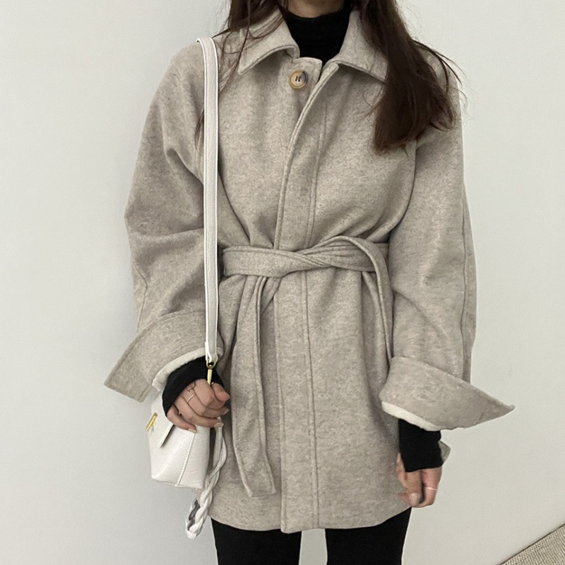 Fashion Korean style windbreaker a buckle coat