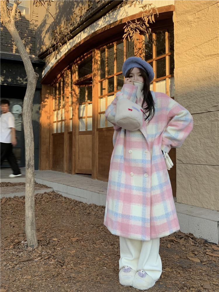 Long winter woolen coat large yard plaid overcoat for women