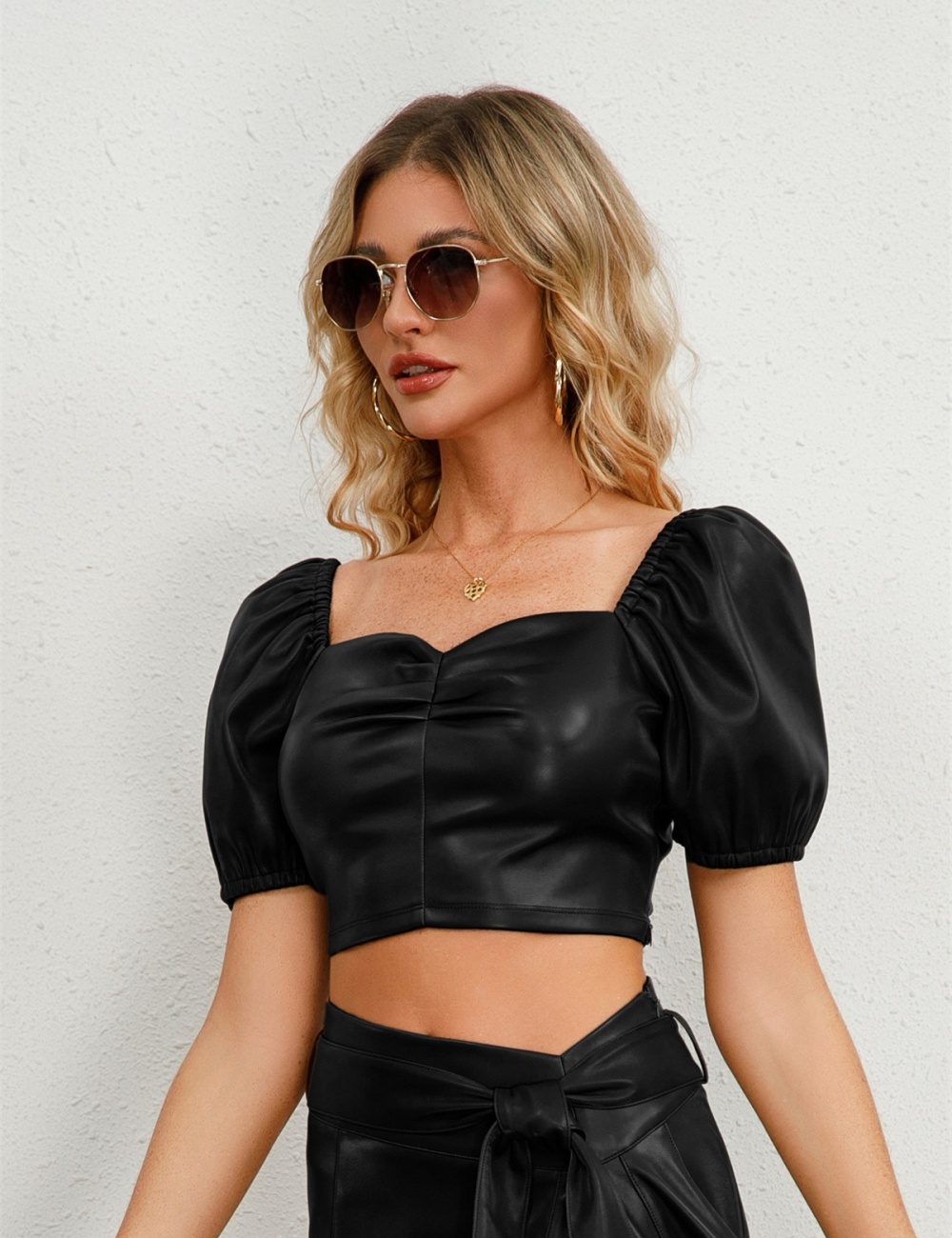 Halter short leather navel sexy tops for women
