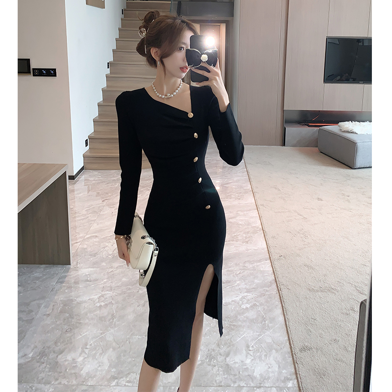 Metal buckles pinch pleated knitted dress for women