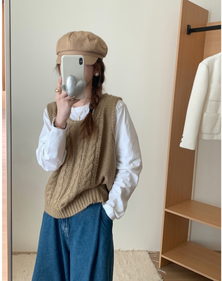 Retro pure hollow waistcoat crochet Korean style sweater