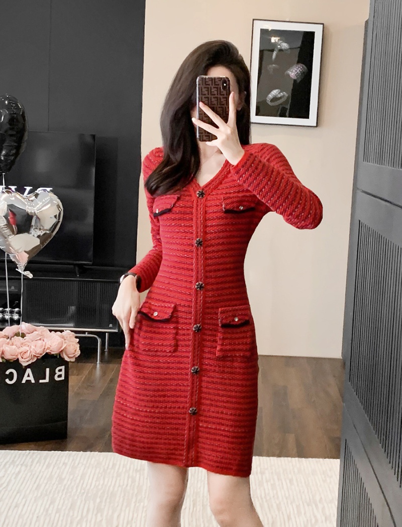 Chanelstyle knitted sweater V-neck red dress for women