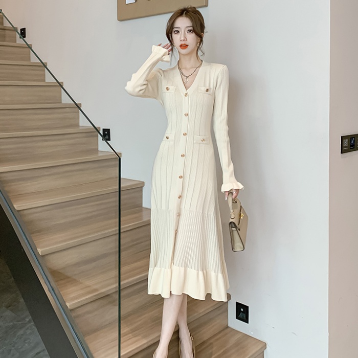 Ladies temperament single-breasted knitted wood ear dress