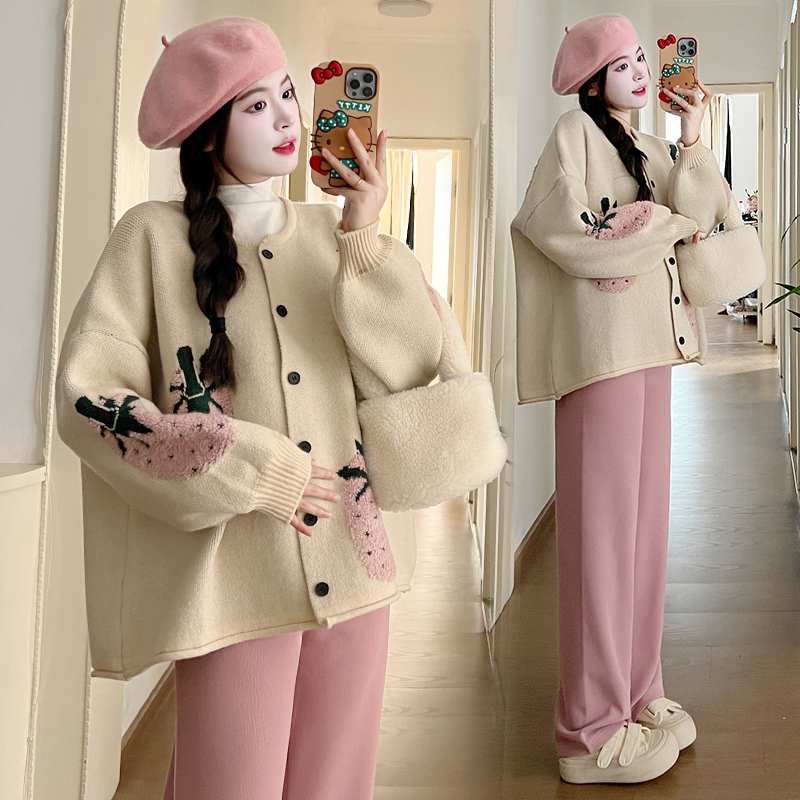 Thick Korean style lovely coat fashion knitted cardigan
