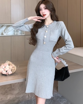 Pinched waist slim knitted pleated dress