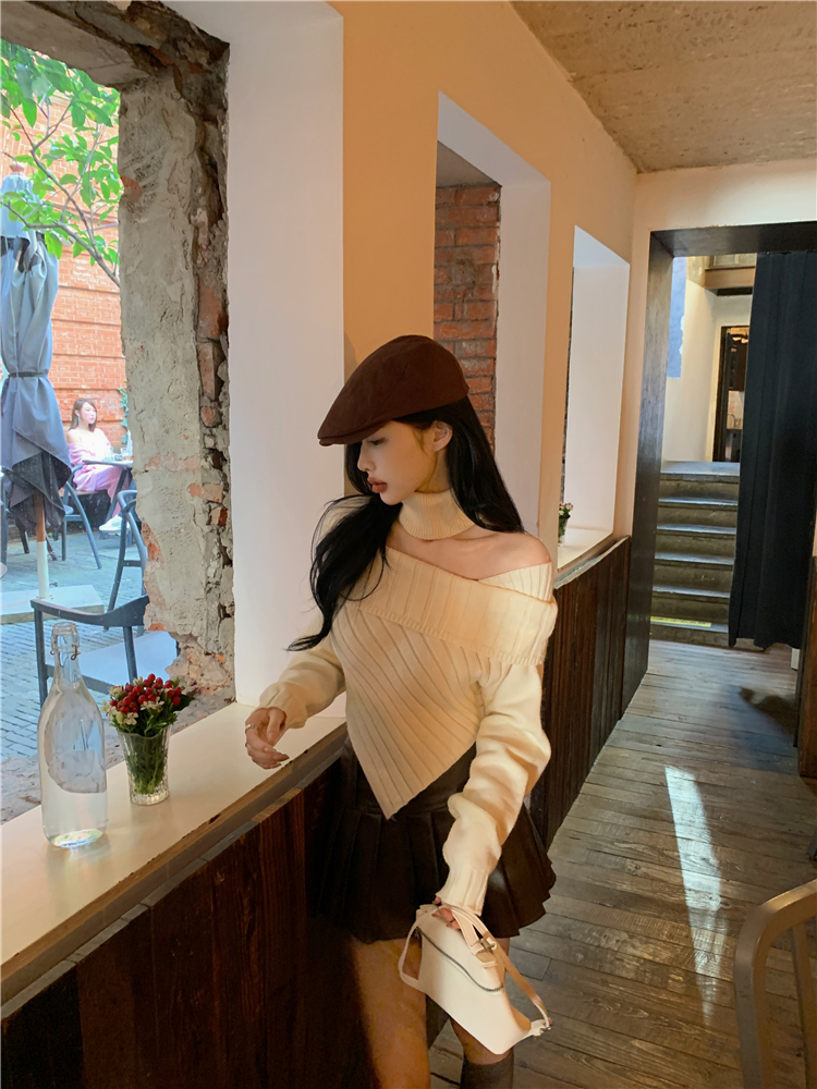 Slim Korean style strapless halter irregular sweater