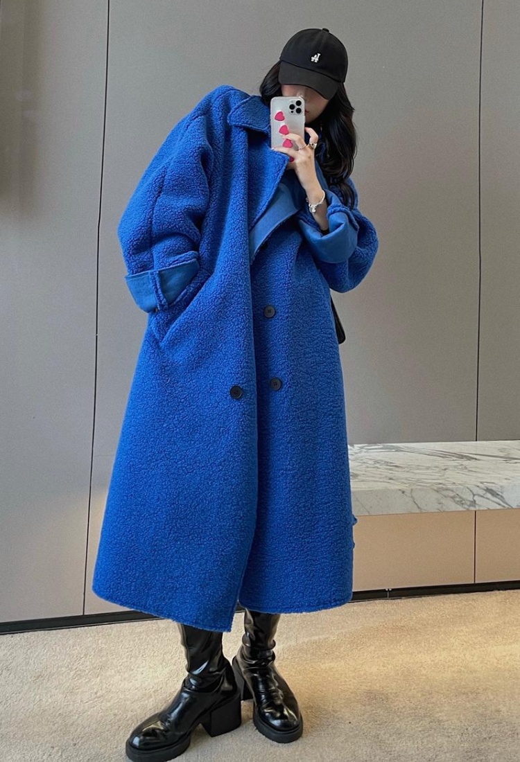 Lambs wool thick winter overcoat Hepburn style long coat