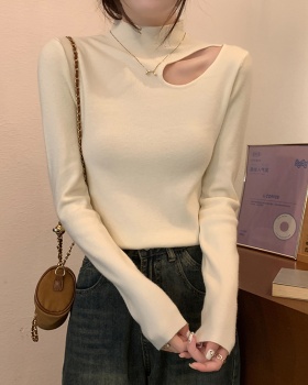 Bottoming autumn and winter hollow clavicle sweater for women