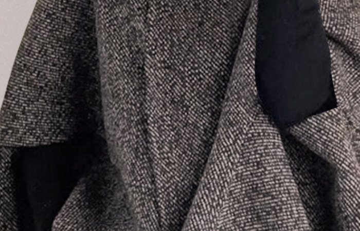 Niche gray cloak autumn and winter woolen coat