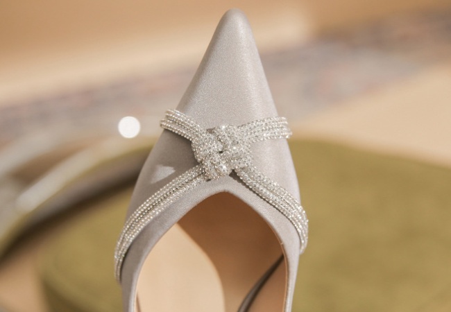 Low shoes pointed high-heeled shoes for women