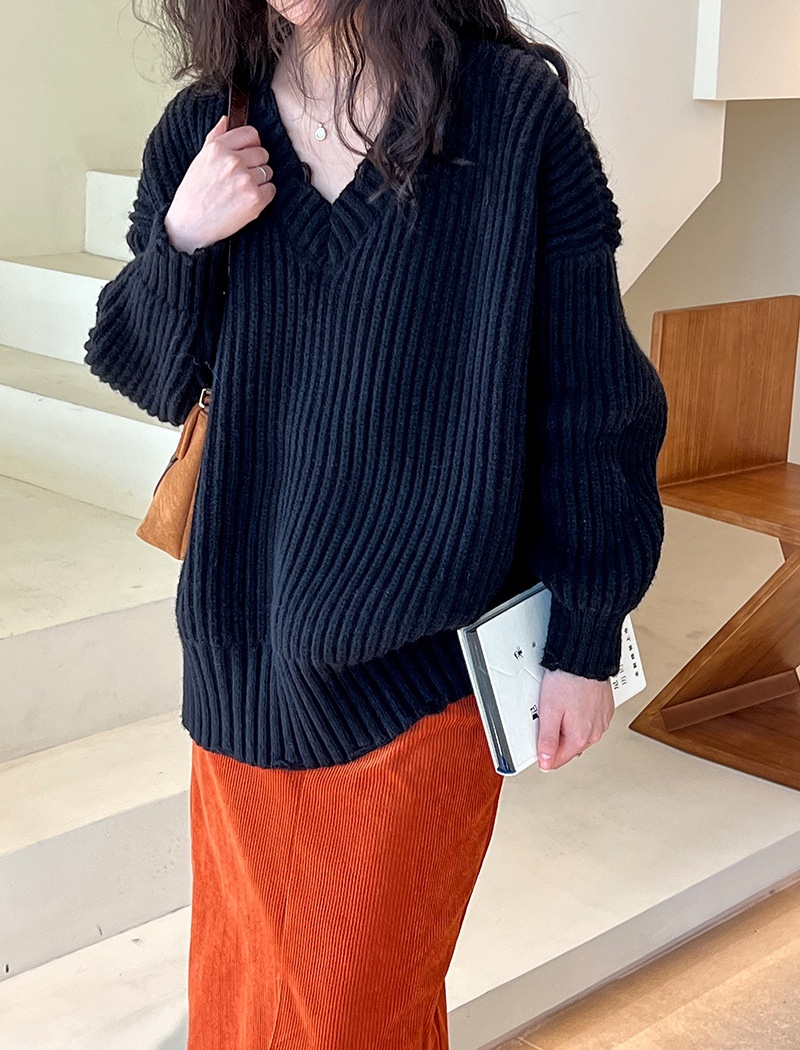 Loose lazy holes worn Japanese style sweater for women