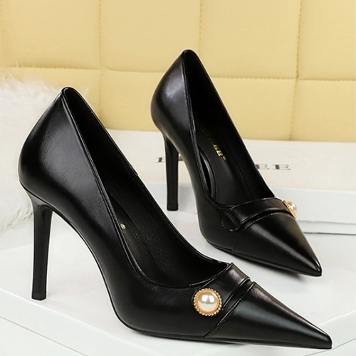 Pointed European style high-heeled shoes retro shoes