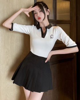 Simple overalls skirt pleated T-shirt a set
