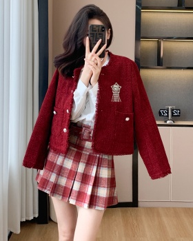 Plaid chanelstyle coat niche pleated skirt a set