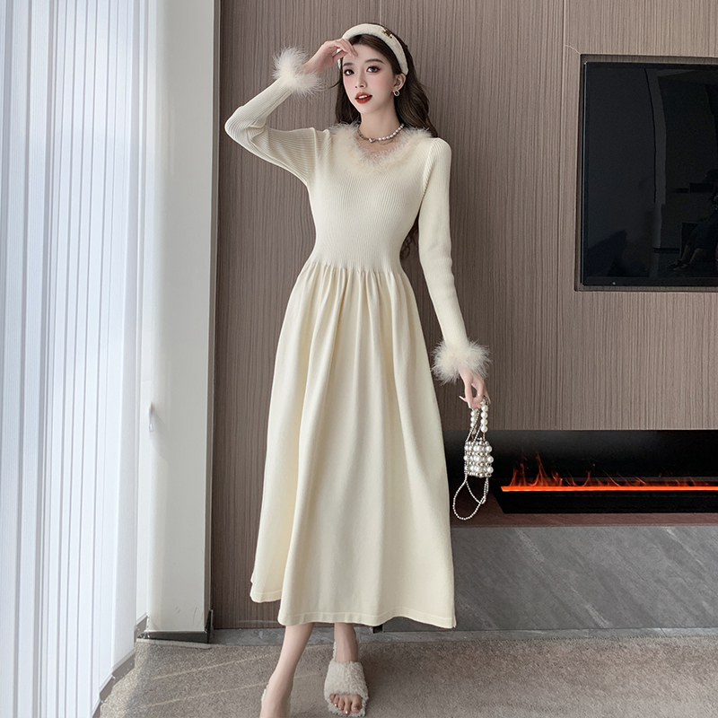 Slim pinched waist long dress knitted inside the ride dress