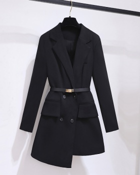 Black dress autumn and winter coat for women