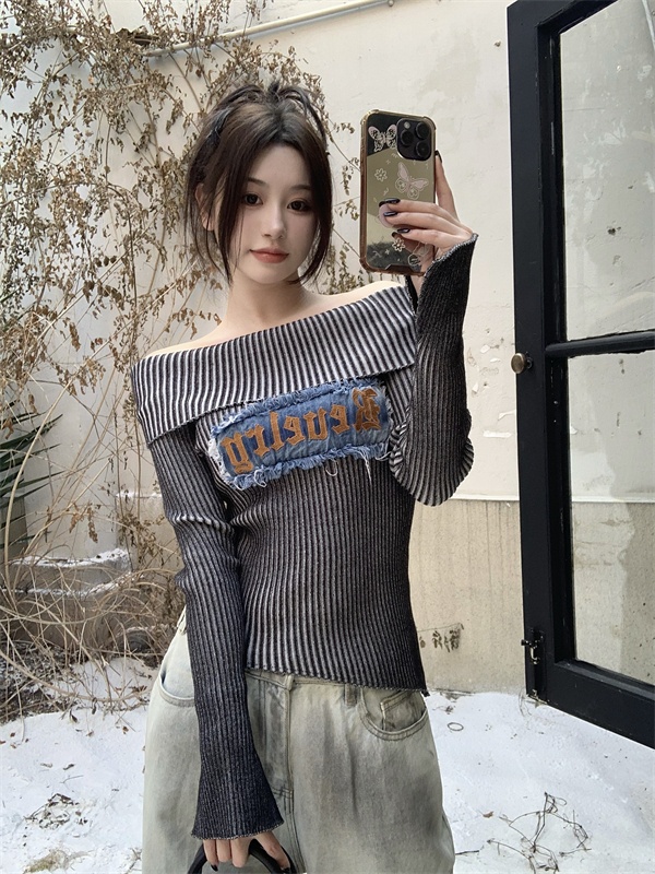 Unique spicegirl retro strapless autumn and winter sweater