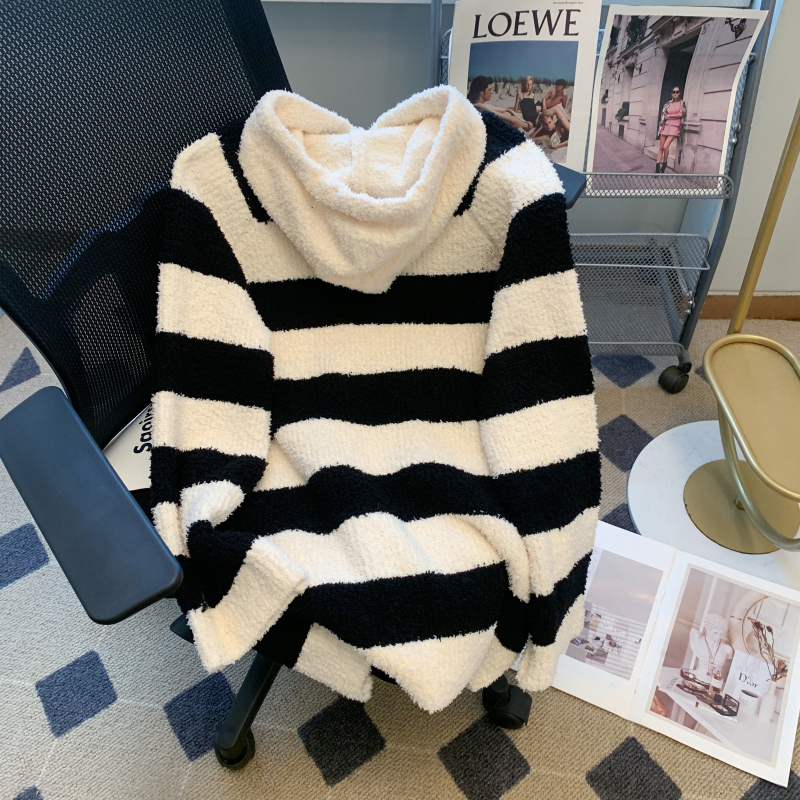 Knitted hooded thick Korean style sweater for women