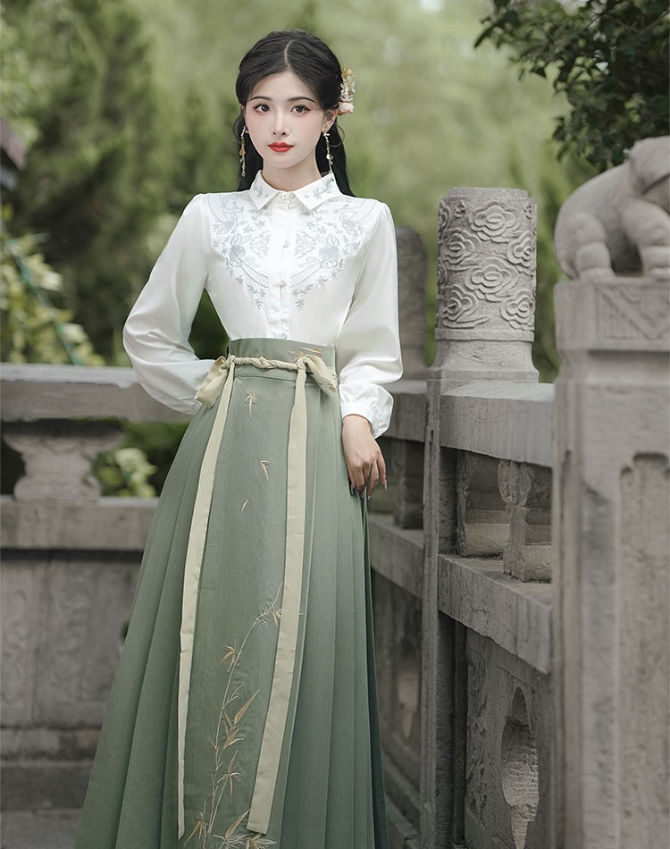 Embroidered Han clothing embroidered flowers skirt