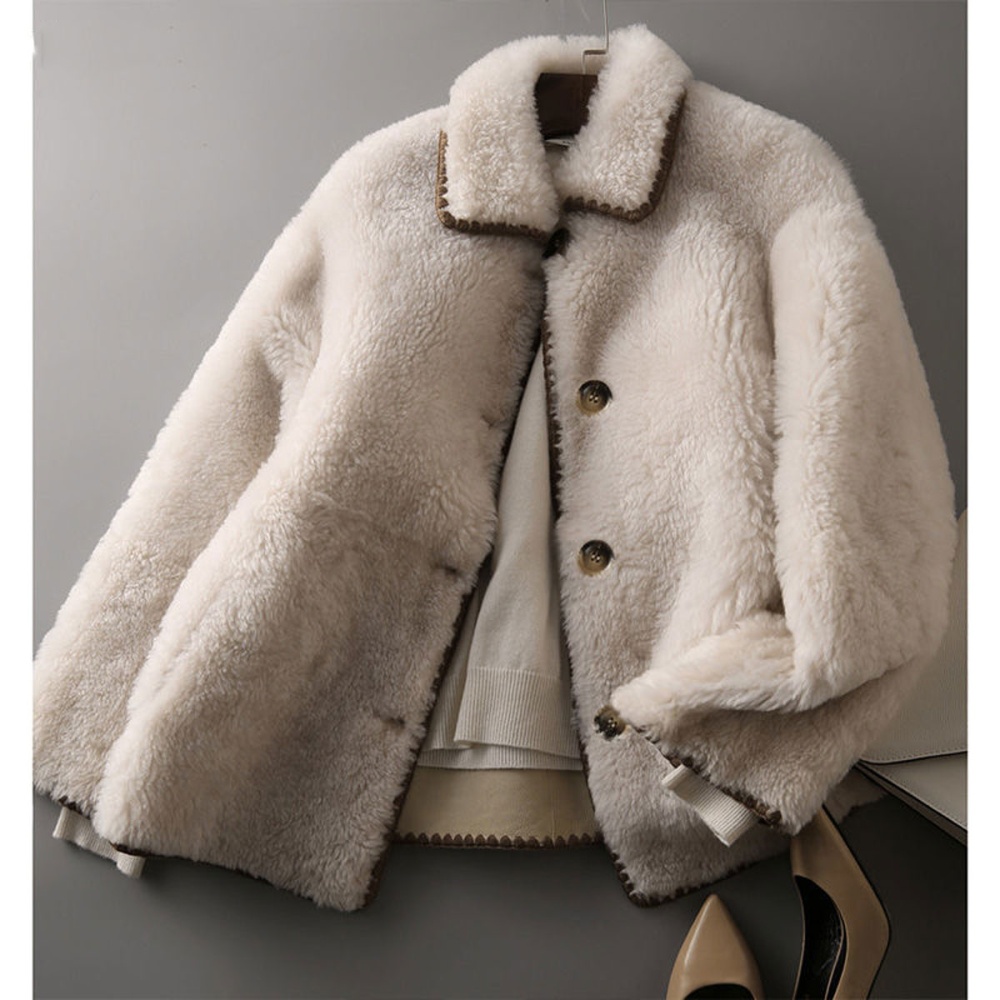 Winter thermal fur coat lapel lambs wool overcoat
