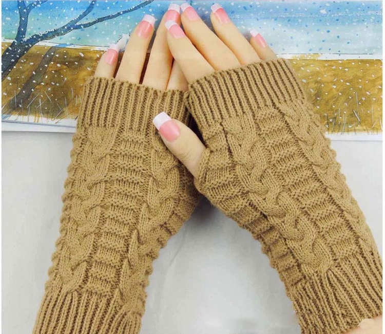 Winter short Gloves woolen yarn Asian style mitts for women