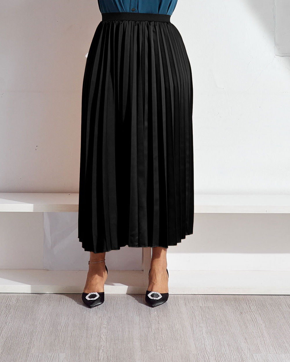 Pleated all-match long skirt Casual pure skirt