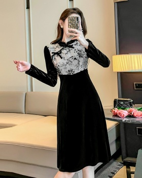 Chinese style cheongsam small fellow dress for women