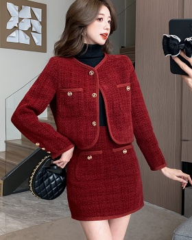 Small fellow ladies autumn and winter red skirt 2pcs set