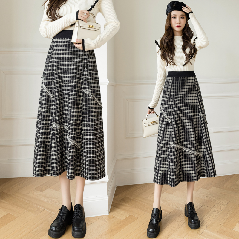 Knitted A-line long pleated tassels skirt for women