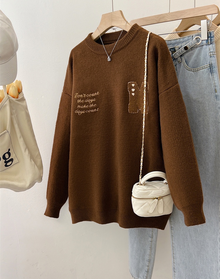 Autumn and winter loose embroidery pullover sweater