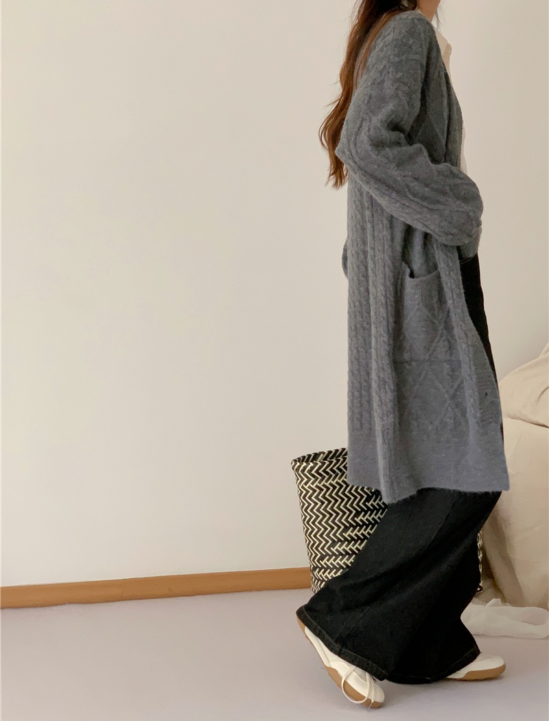Autumn and winter loose long tops slim knitted sweater