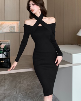 Stunning sexy France style flat shoulder halter dress