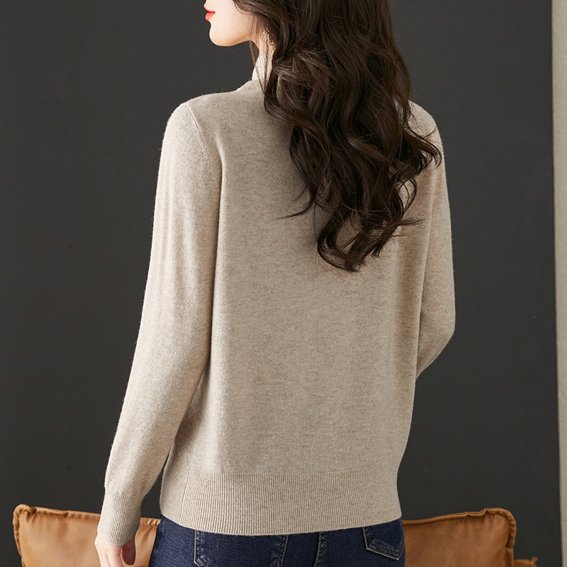 Knitted tops spring and autumn bottoming shirt for women