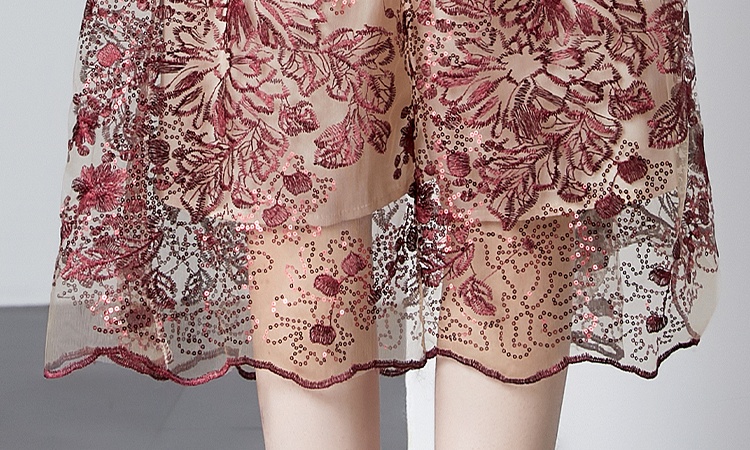 Sweet embroidered tender gauze pinched waist long autumn dress