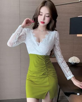 Sexy V-neck low-cut long sleeve dress for women