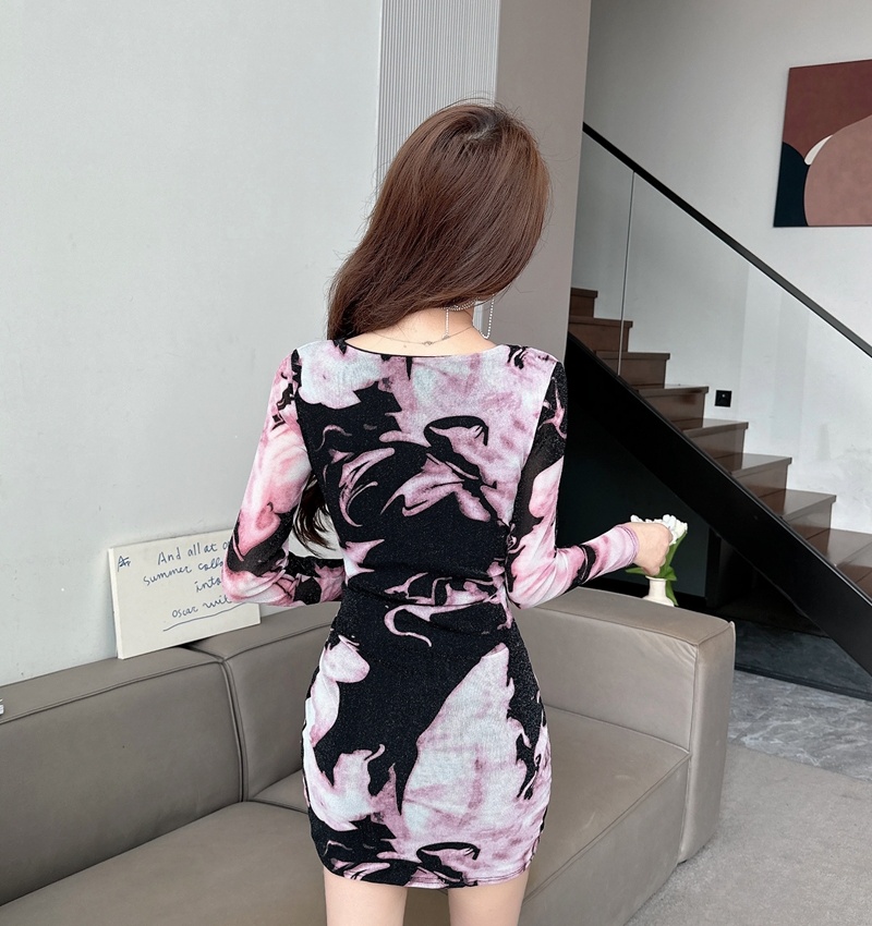 Slim low-cut fold front zip V-neck dress