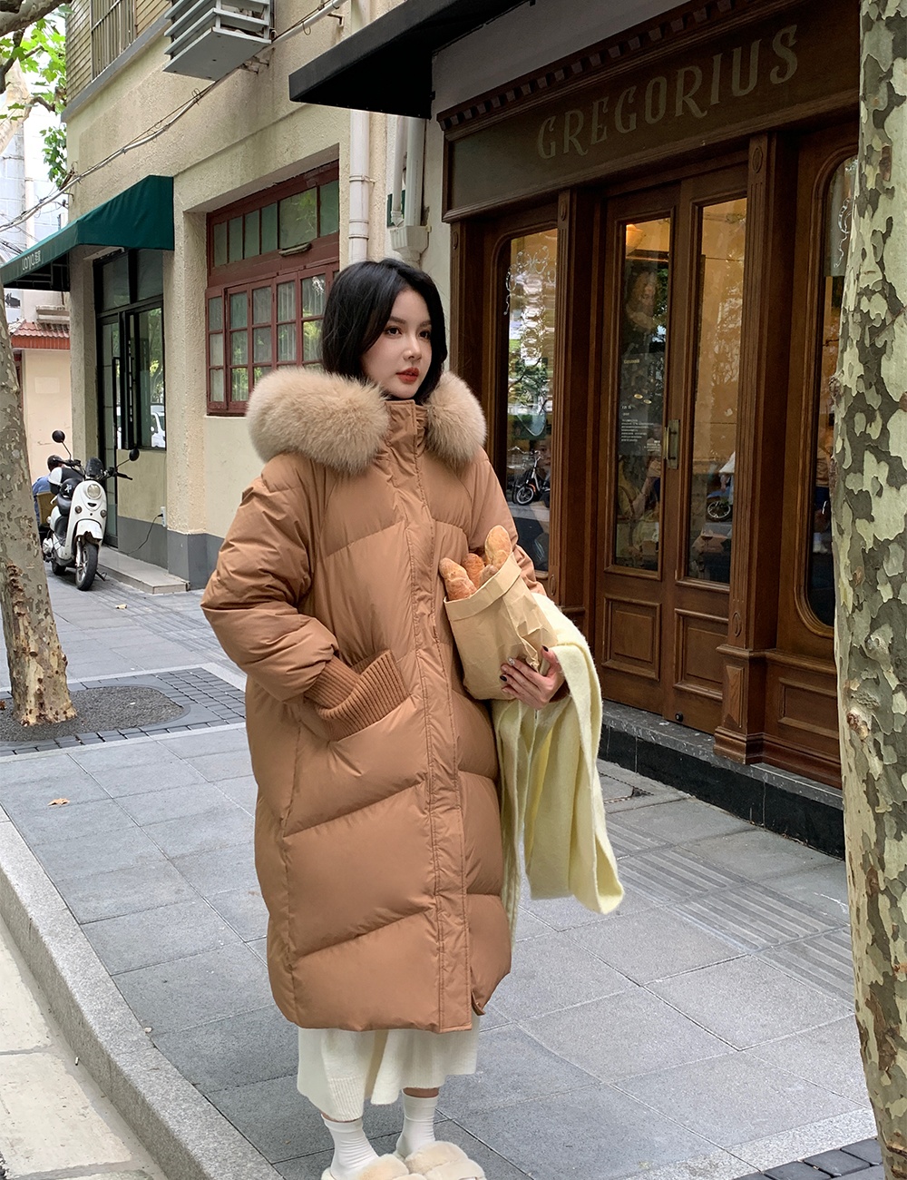 Hooded large fur collar coat long down coat for women