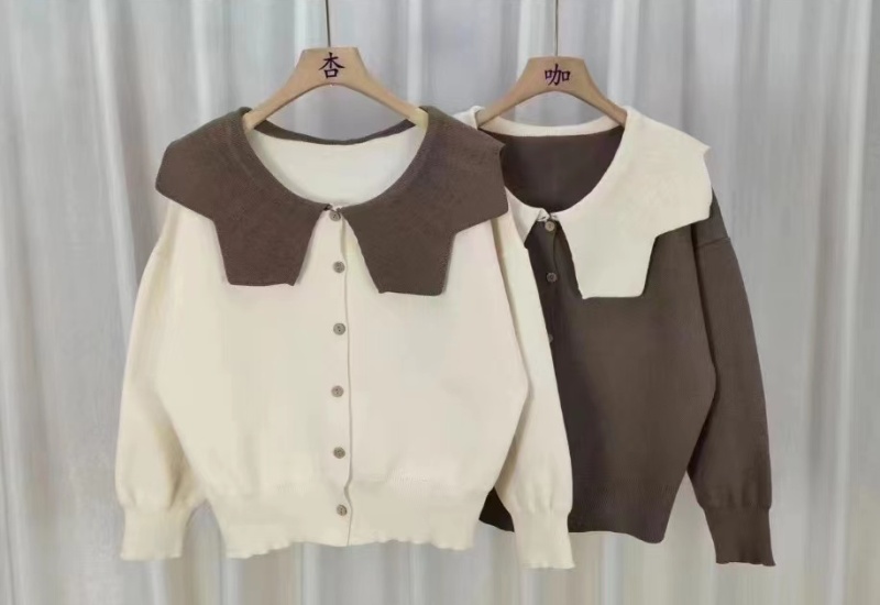 Western style doll collar sweater for women