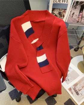 Loose couples pullover sweater red niche V-neck scarves