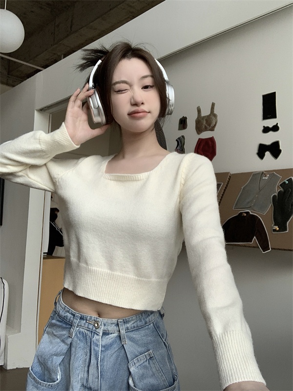 Autumn and winter sweater bottoming shirt