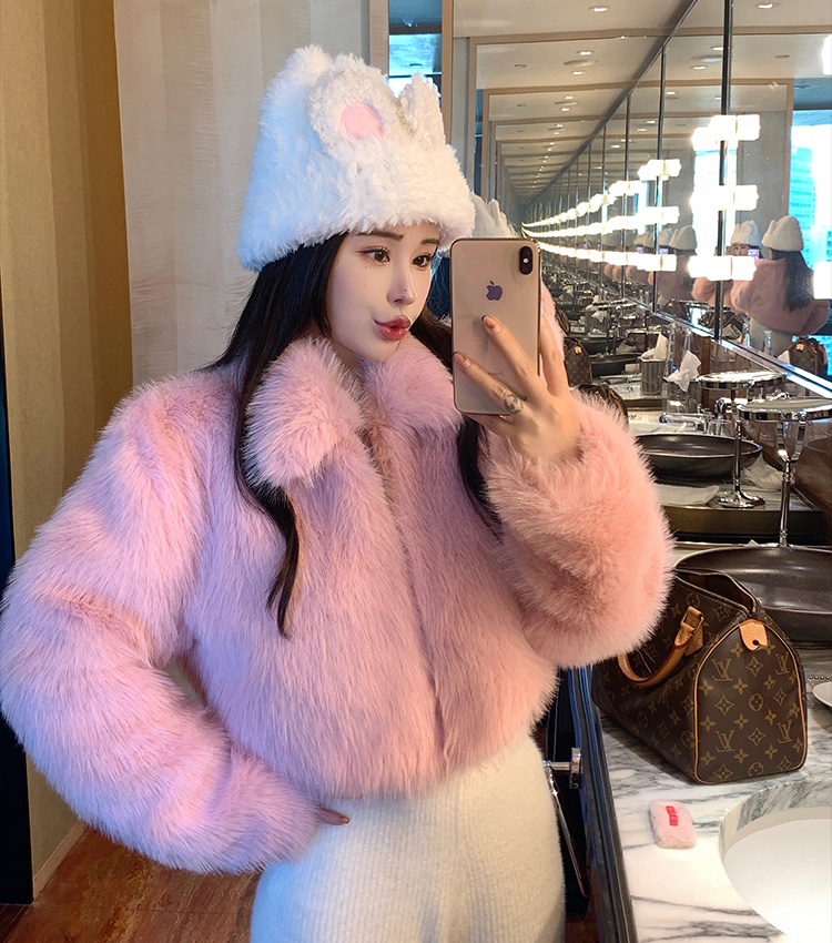 Hairy pink overcoat autumn and winter fur coat