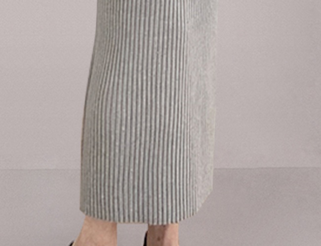 Long slim knitted autumn and winter package hip dress