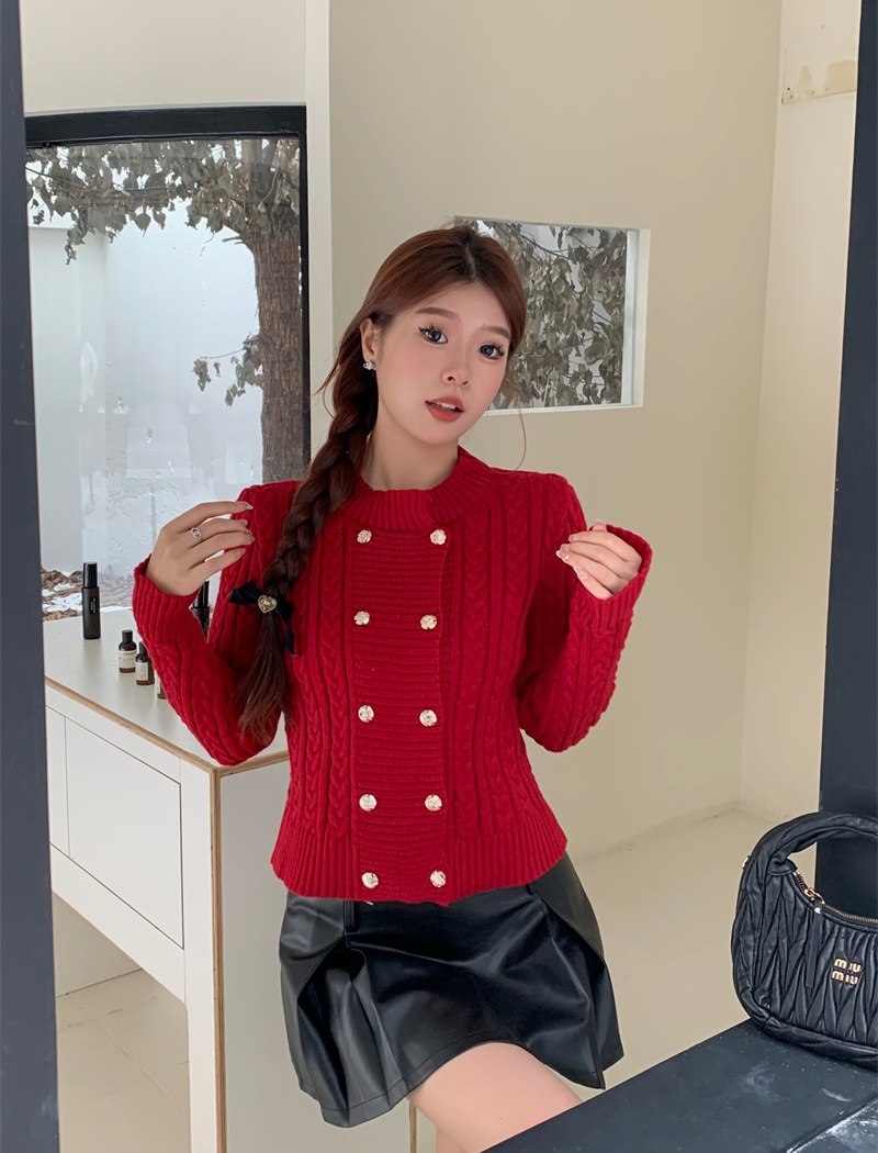 Knitted round neck coat autumn and winter sweater for women