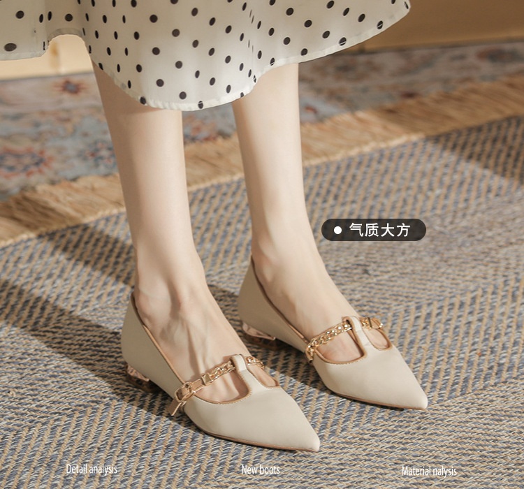 Flat pointed temperament autumn thick shoes for women