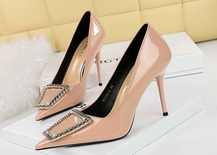 Low glossy high-heeled shoes banquet shoes for women