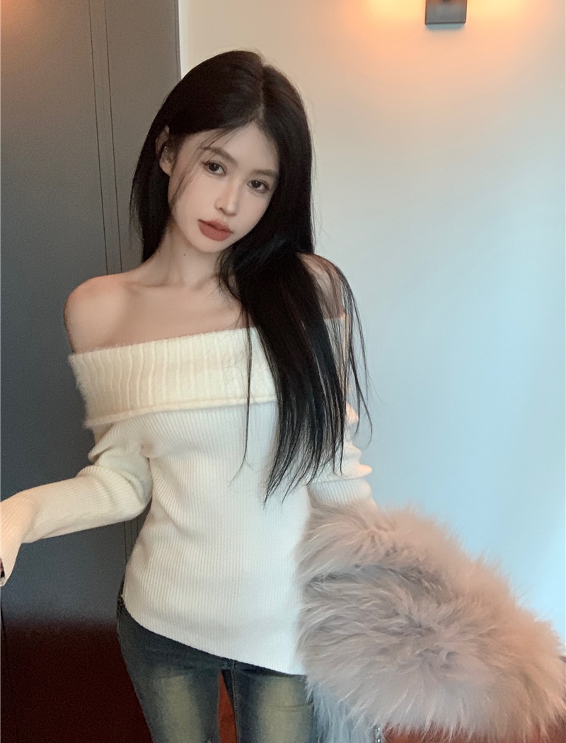 Knitted elmo bottoming shirt flat shoulder sweater for women